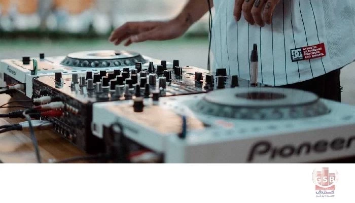دستگاه‌های دیجی (DJ Equipment)